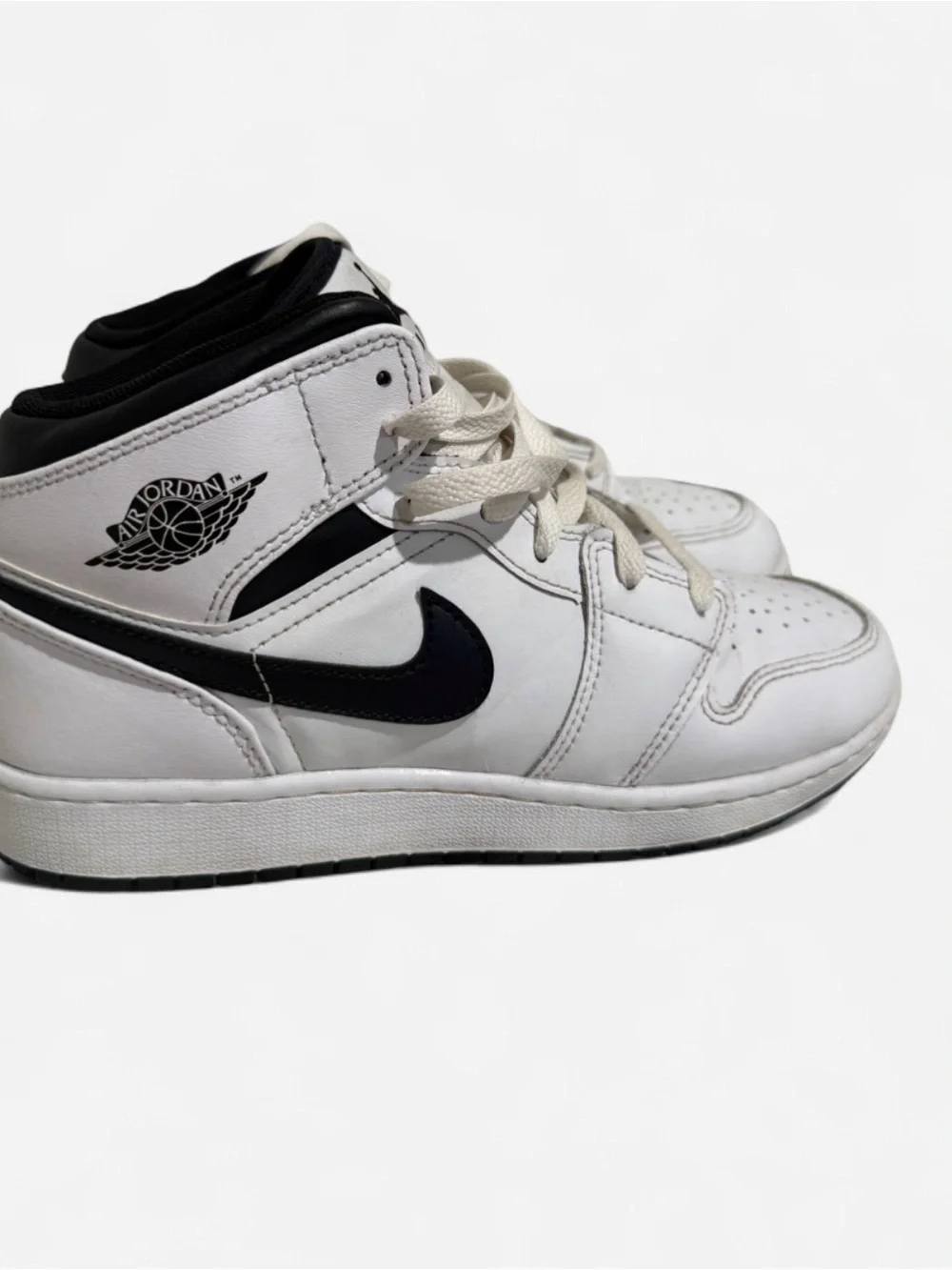 Jordan classic sneakers